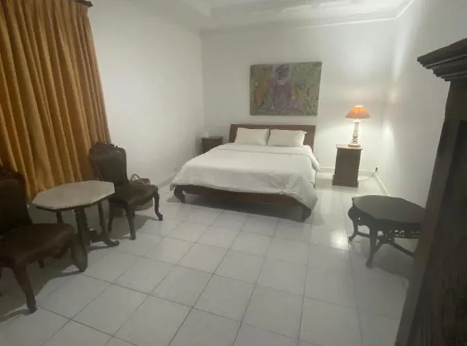 Sri Ratna Sugara Guesthouse Ubud 