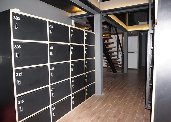 Seminyak (Bali) Hostels