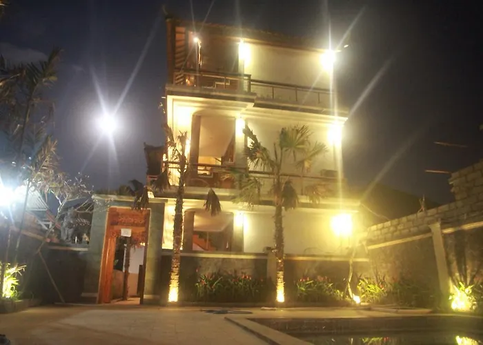 Nusa Lembongan (Bali) hotels near Lebaoh Beach